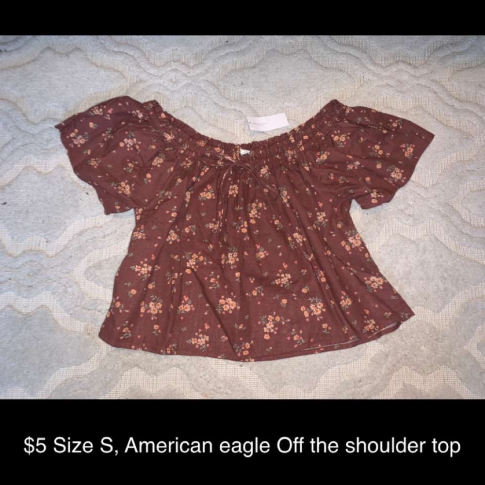 American eagle off the shoulder short sleeve top